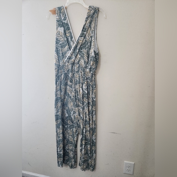 Nine West Pants - Nine West Tropical Jumpsuit